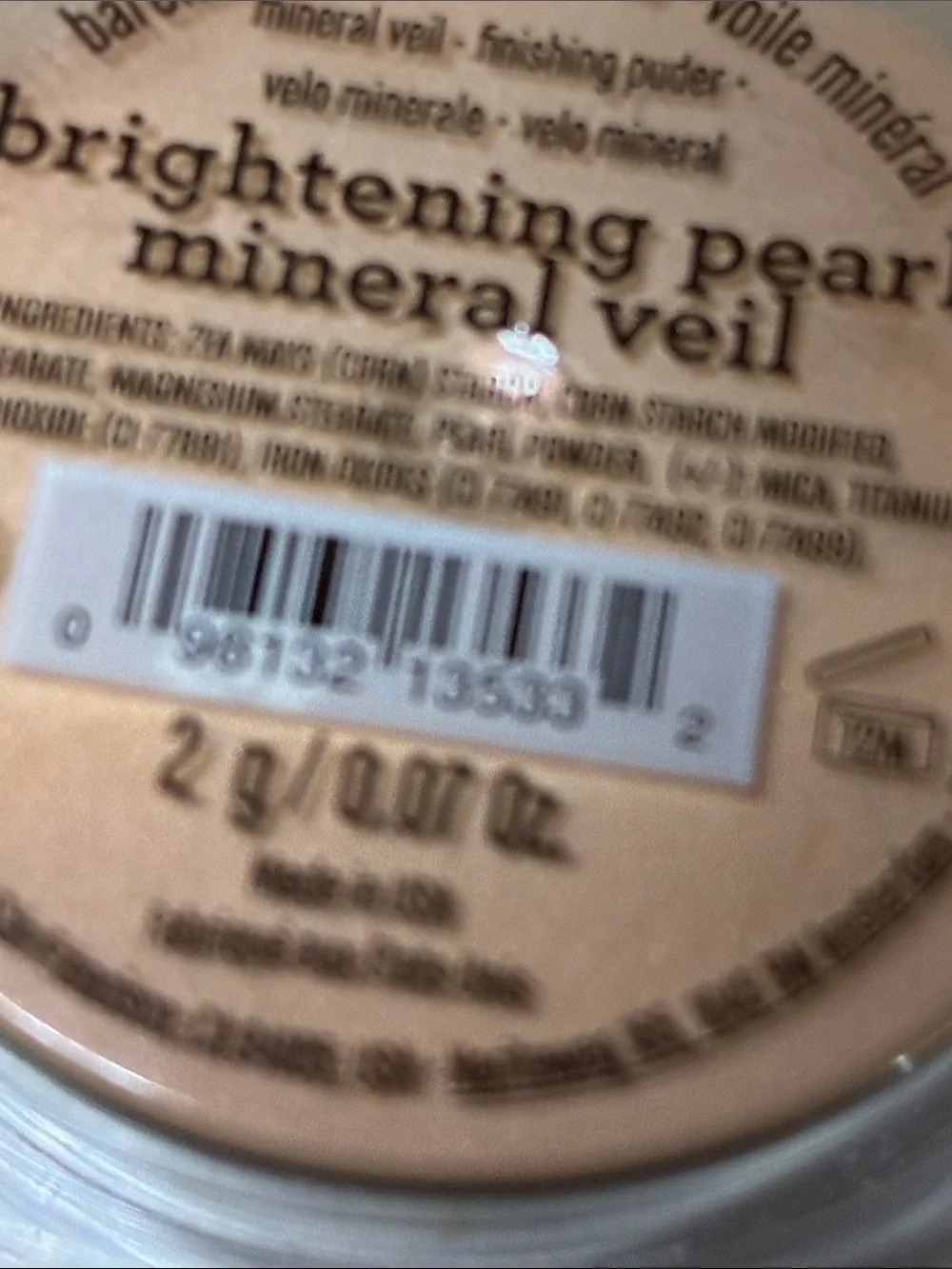 bareMinerals Brightening Pearl Mineral Veil -Tinted mineral Veil.